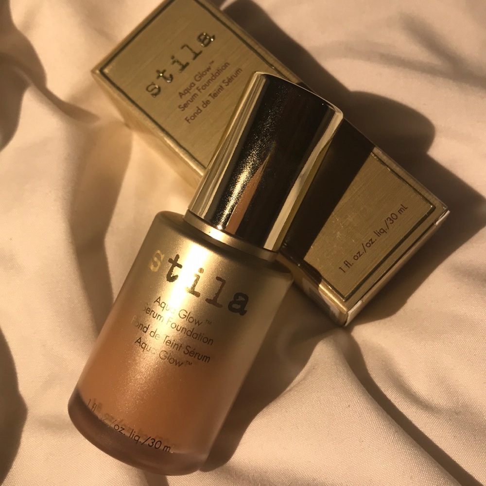 Stila Aqua Glow Serum Foundation